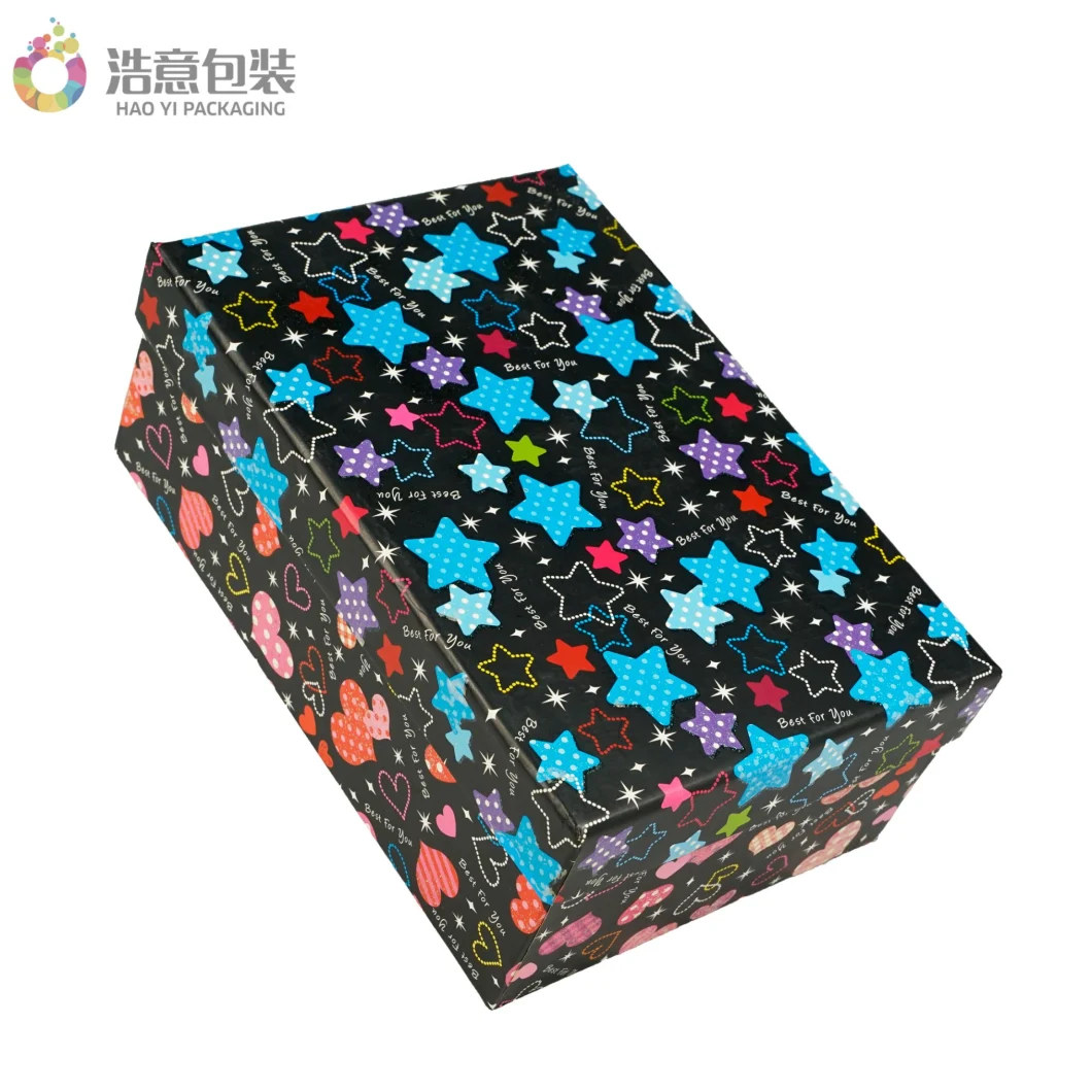 China Custom Environmental Protection Exquisite Square Flower Paper Gift Packaging Box for Cosmetics Makeup Jewelry Clothes Packing Boxes Watch Wedding Festival